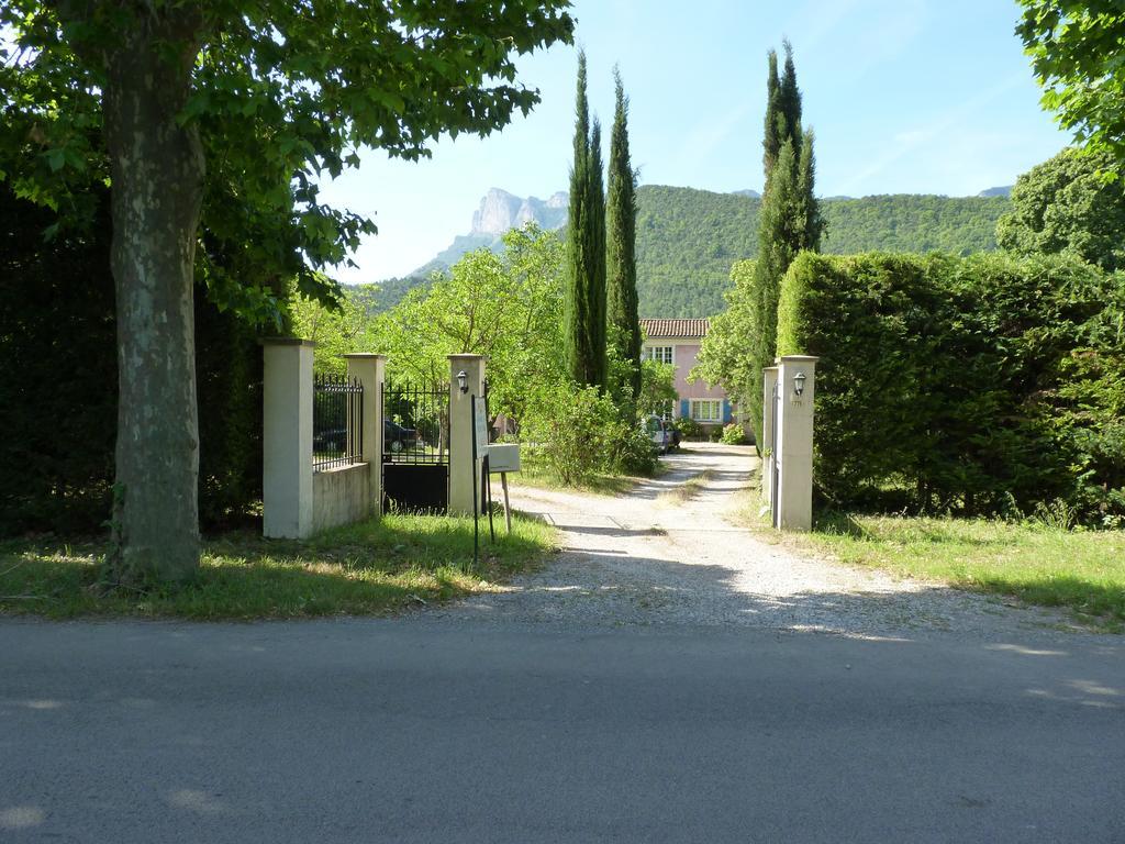 La Maison Rose Saillans  Bagian luar foto